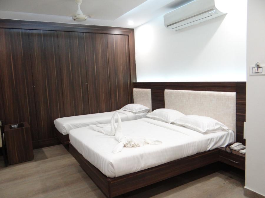 Deluxe Family Single